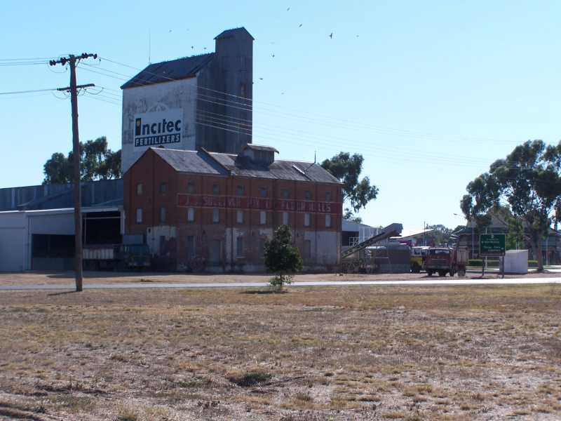 Flour Mills Screen Central