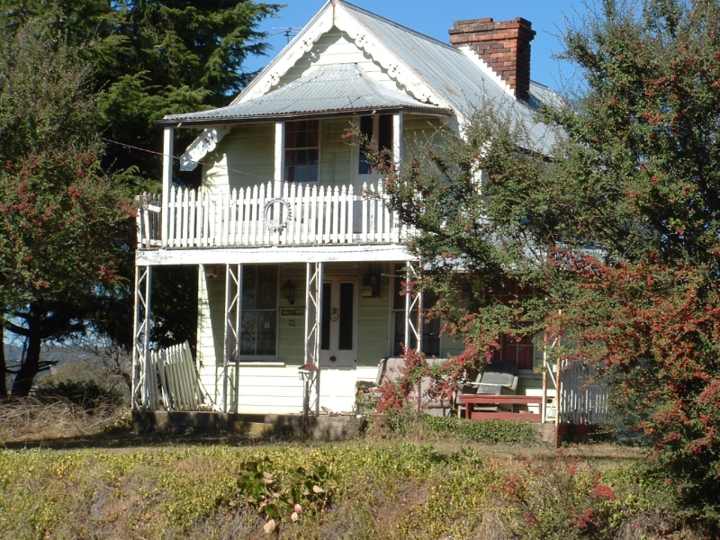 Town Oberon Screen Central