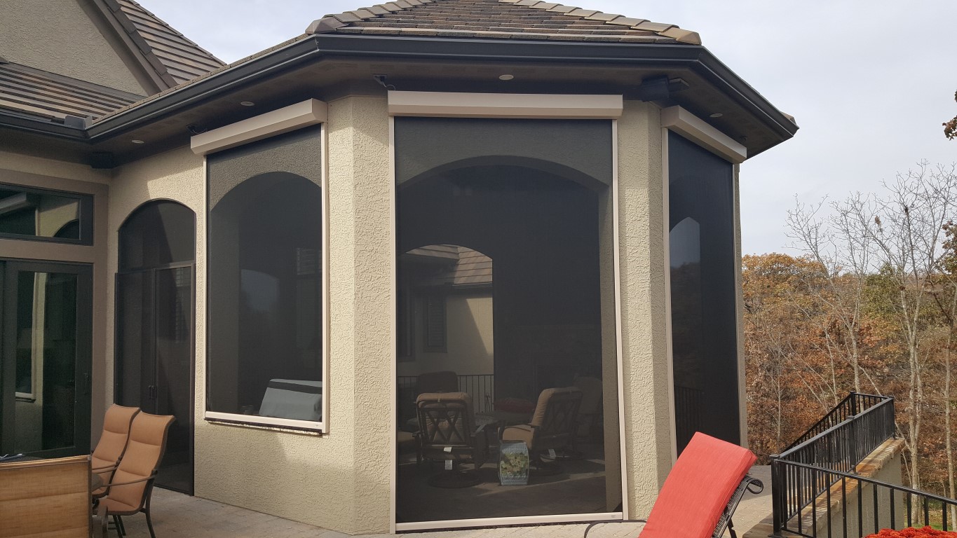 Phantom Executive Motorized Retractable Screen Loch Lloyd, MO