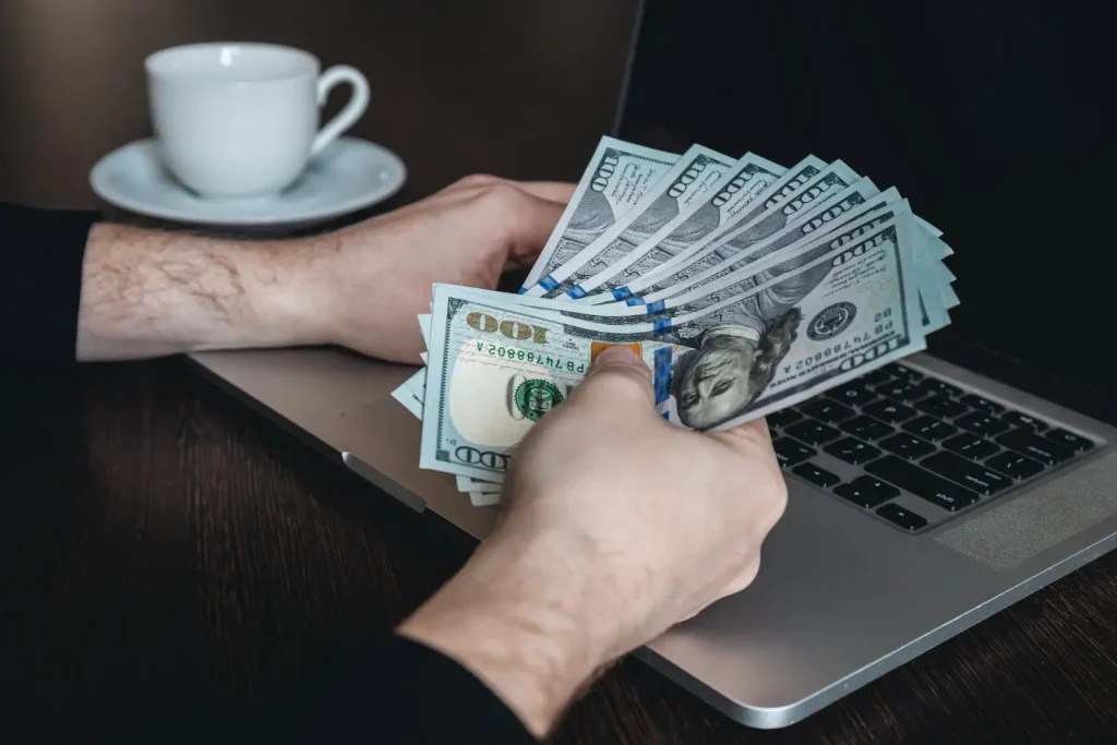 Transcriptionist salary How much will they earn in 2024?