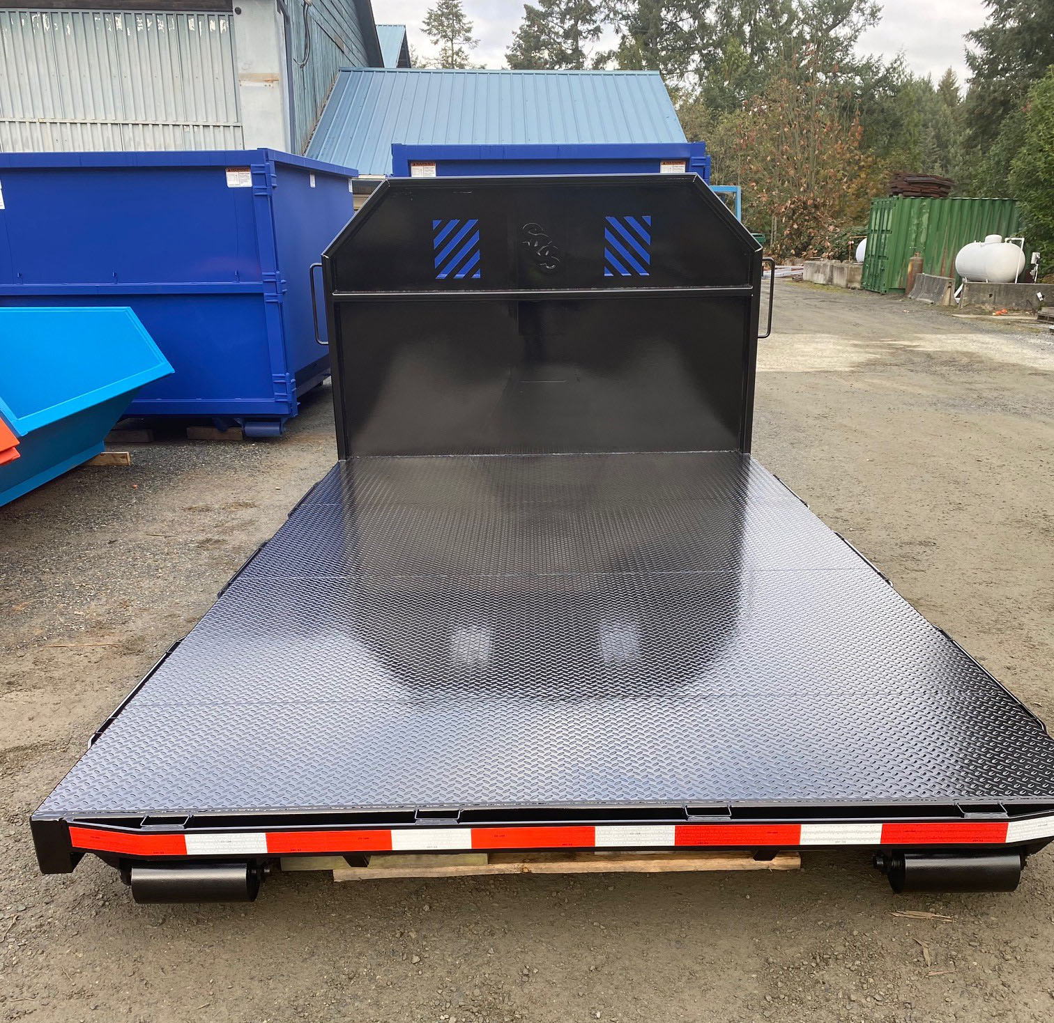 Standard Steel Flat Deck Roll Off Portland SCS Manufacturing Inc.