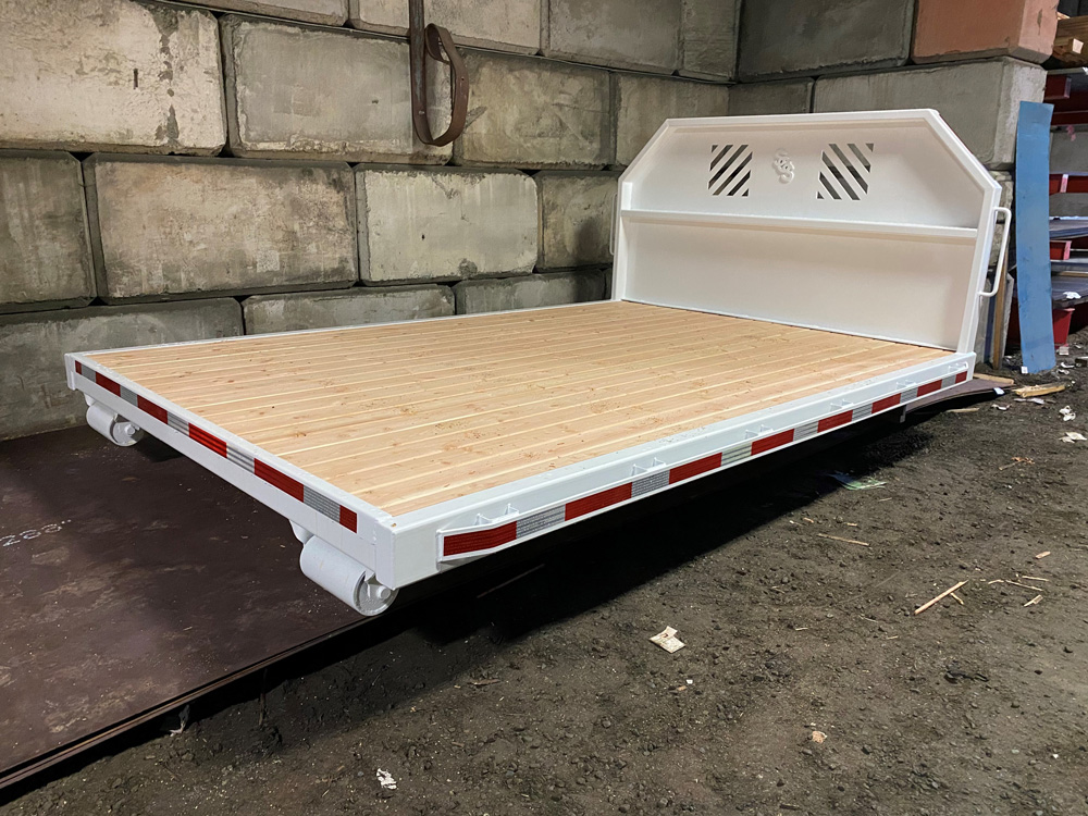 Flat Deck Roll Offs Bellevue SCS Manufacturing Inc.