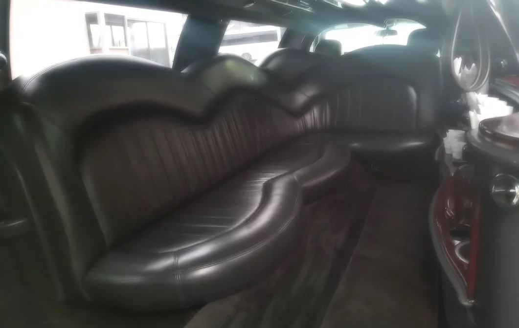 Airport Limo Car Transportation Service in Doylestown Philadelphia to Maryland