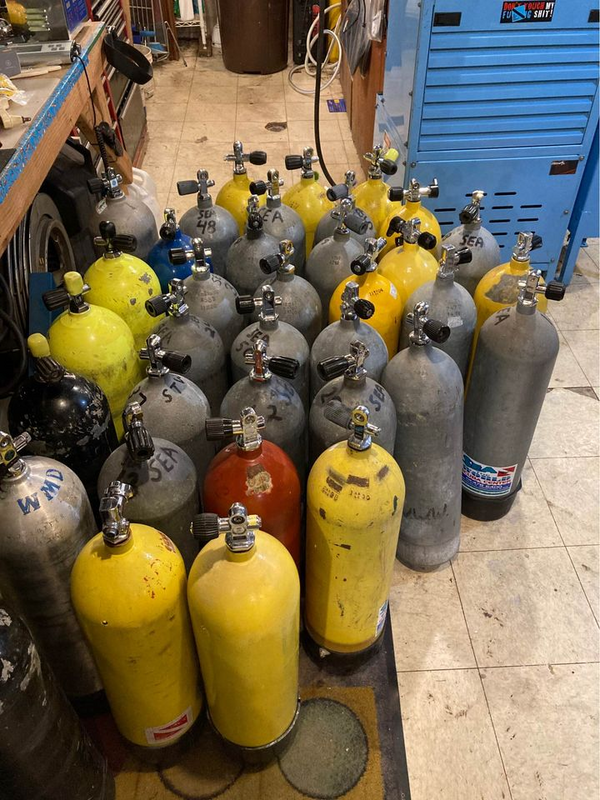 For Sale Steel 72 Scuba tanks ScubaBoard
