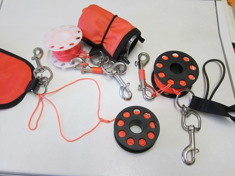 how to attach safety sausage to BCD ScubaBoard