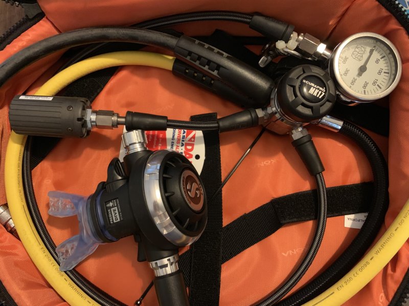diving with a transmitter ScubaBoard