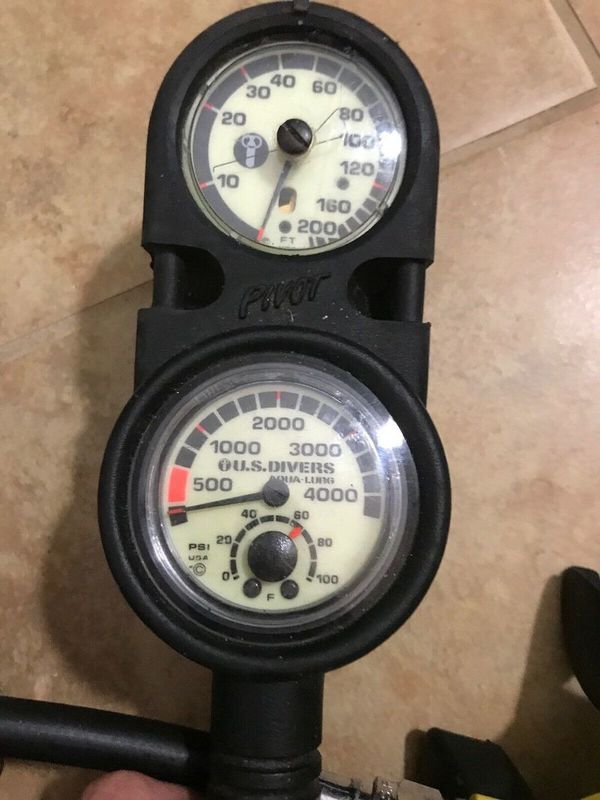 Closed US Diver Regulator Set, includes Primary, Octo, SPG, and Depth