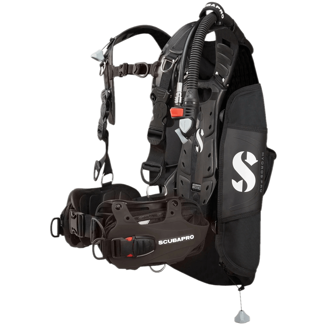 10 Best Scuba Regulator Reviewed For 2024 [Includes Buying Guide]