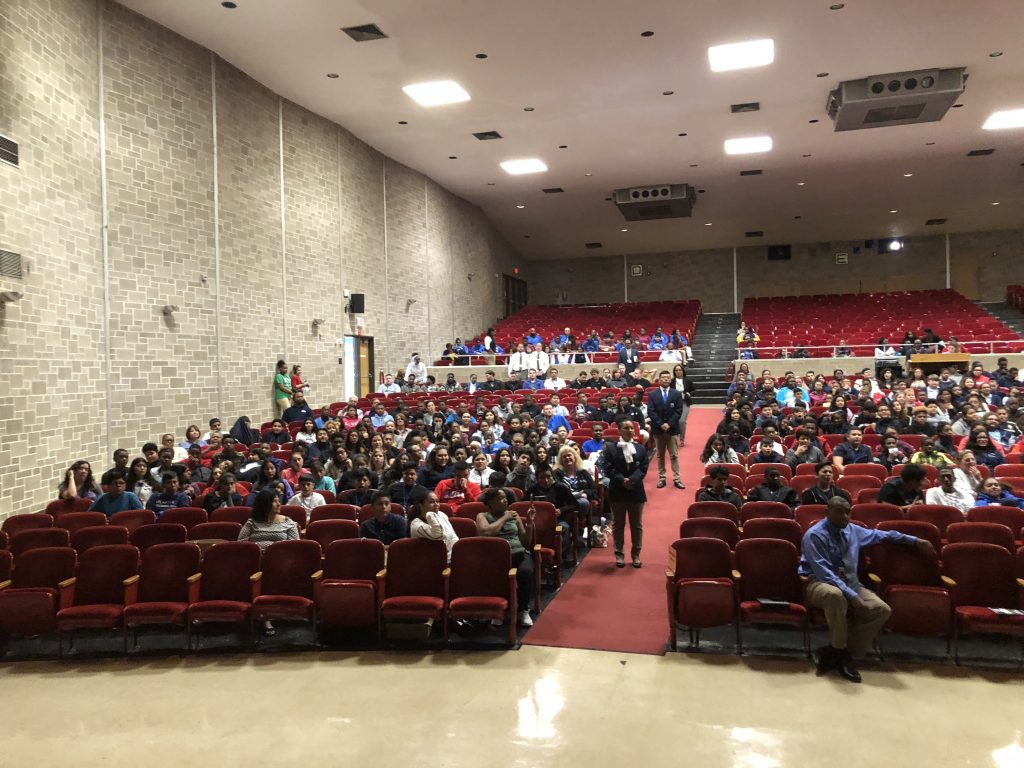 Bloom Trail High School Bloom Twp Shines with MFG Day 18