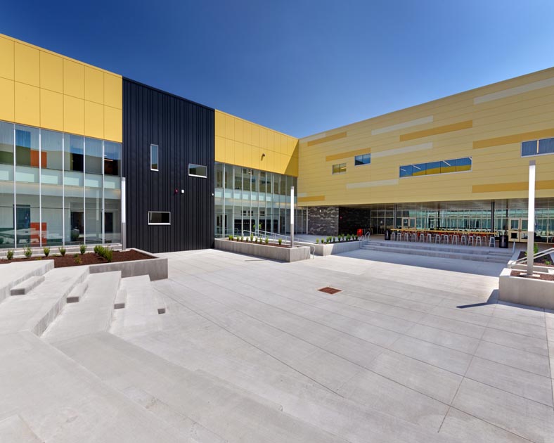 Neosho Junior High by Sapp Design, Library Architect