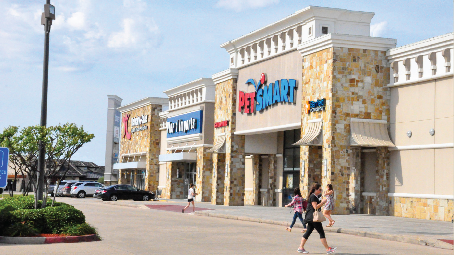 Kings Crossing Shopping Center Properties SDI Realty Advisors