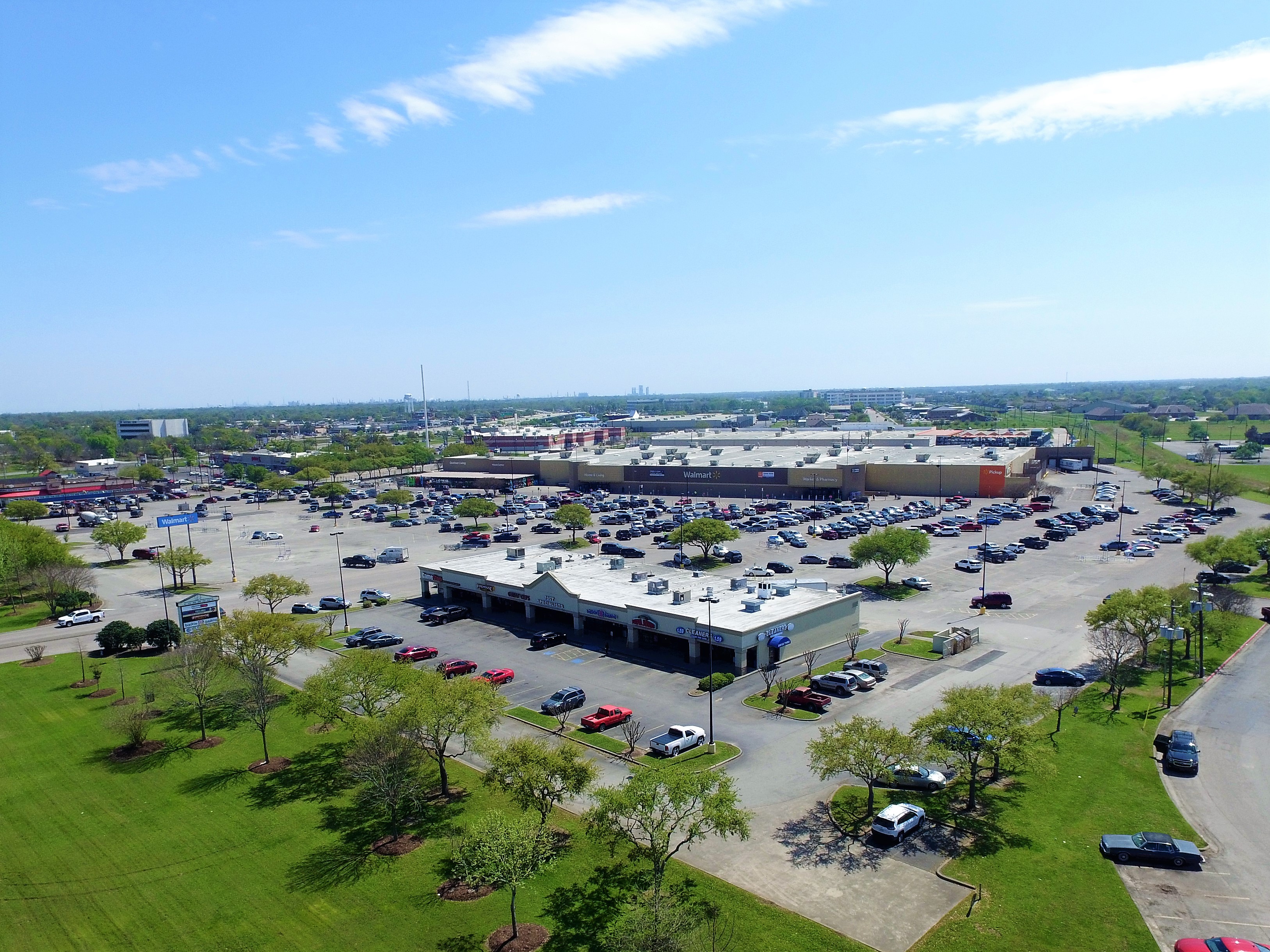 LJ Commons Shopping Center Properties SDI Realty Advisors