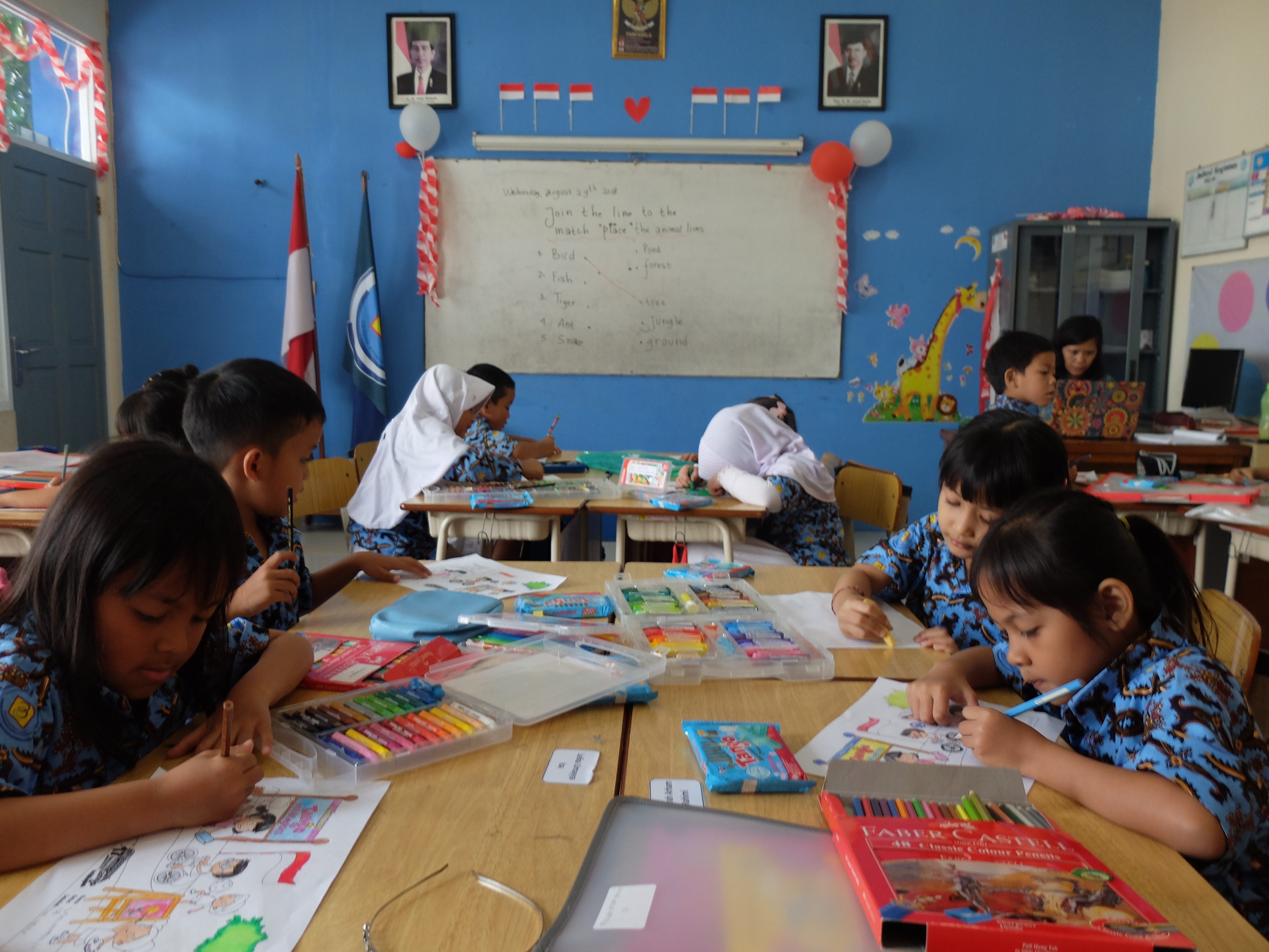 Kegiatan Mewarnai SD Budi Luhur Bersama Wafer Tango TK SD Budi Luhur