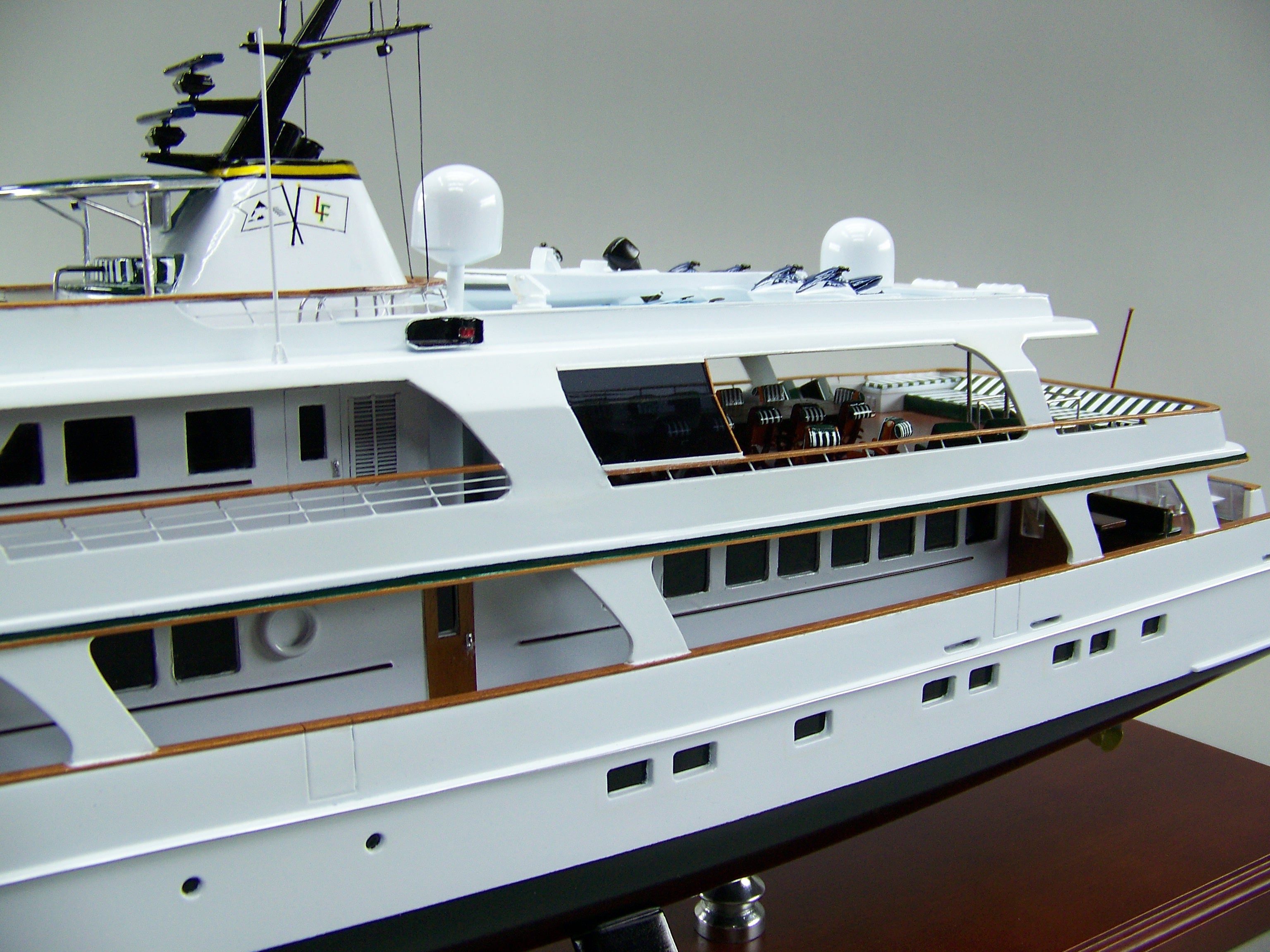 SD Model Makers > Custom Power Boat Models > Custom 172' Mega Yacht