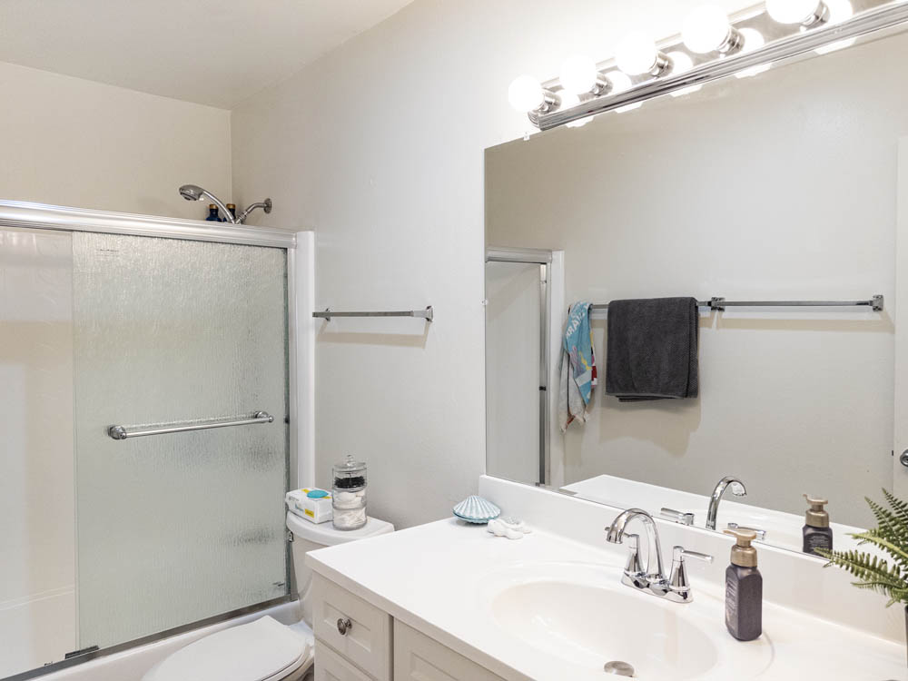 The Pine View Apartments Vista Multifamily Investment Sale