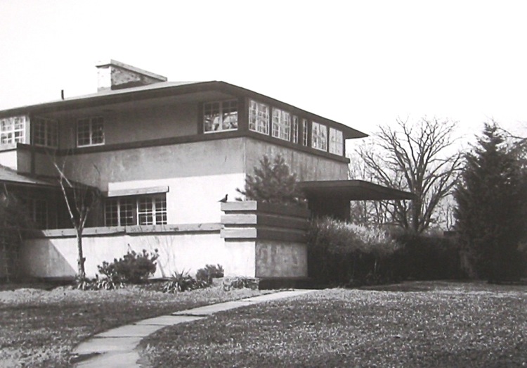 A. W. Gridley House on housewalk Wright Chat