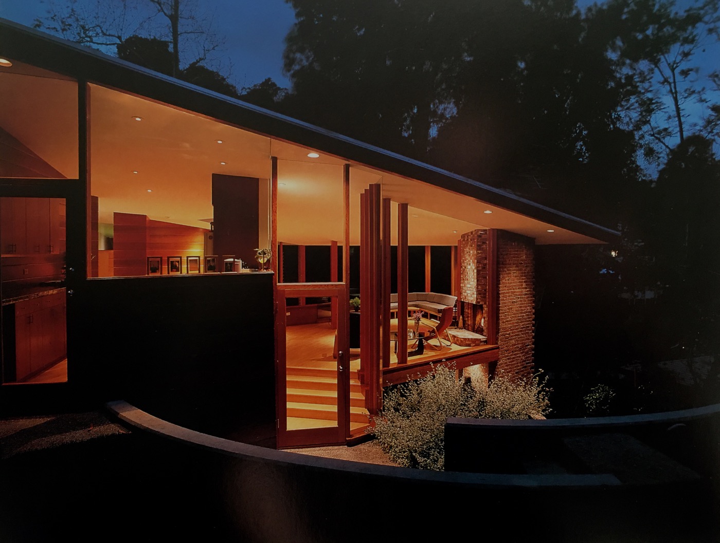 Video John Lautner's Tyler House Los Angeles, CA Wright Chat