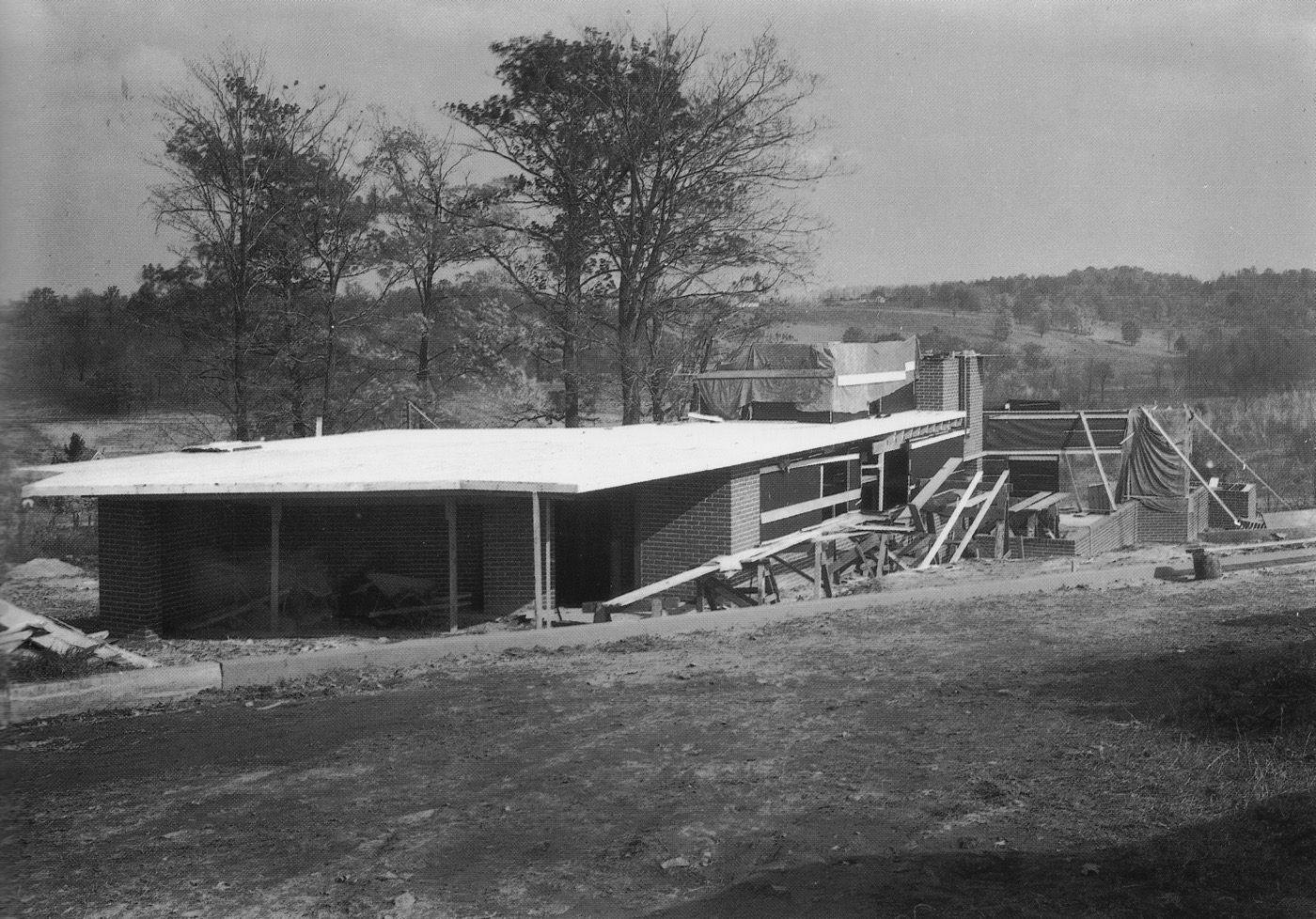 For sale Charles and Dorothy Manson house Wright Chat