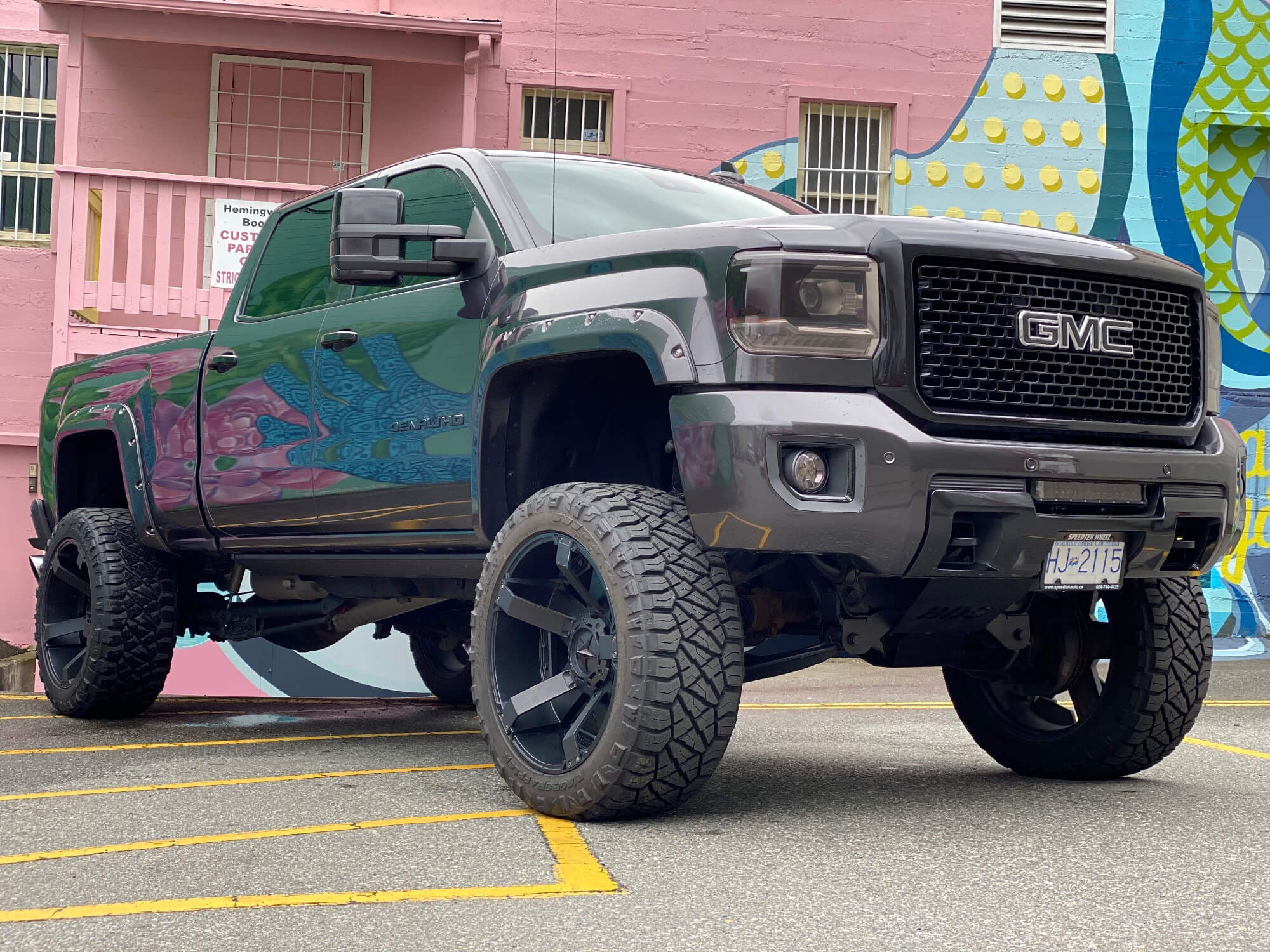Nitto Ridge Grappler vs. Toyo Open Country RT SD Wheel