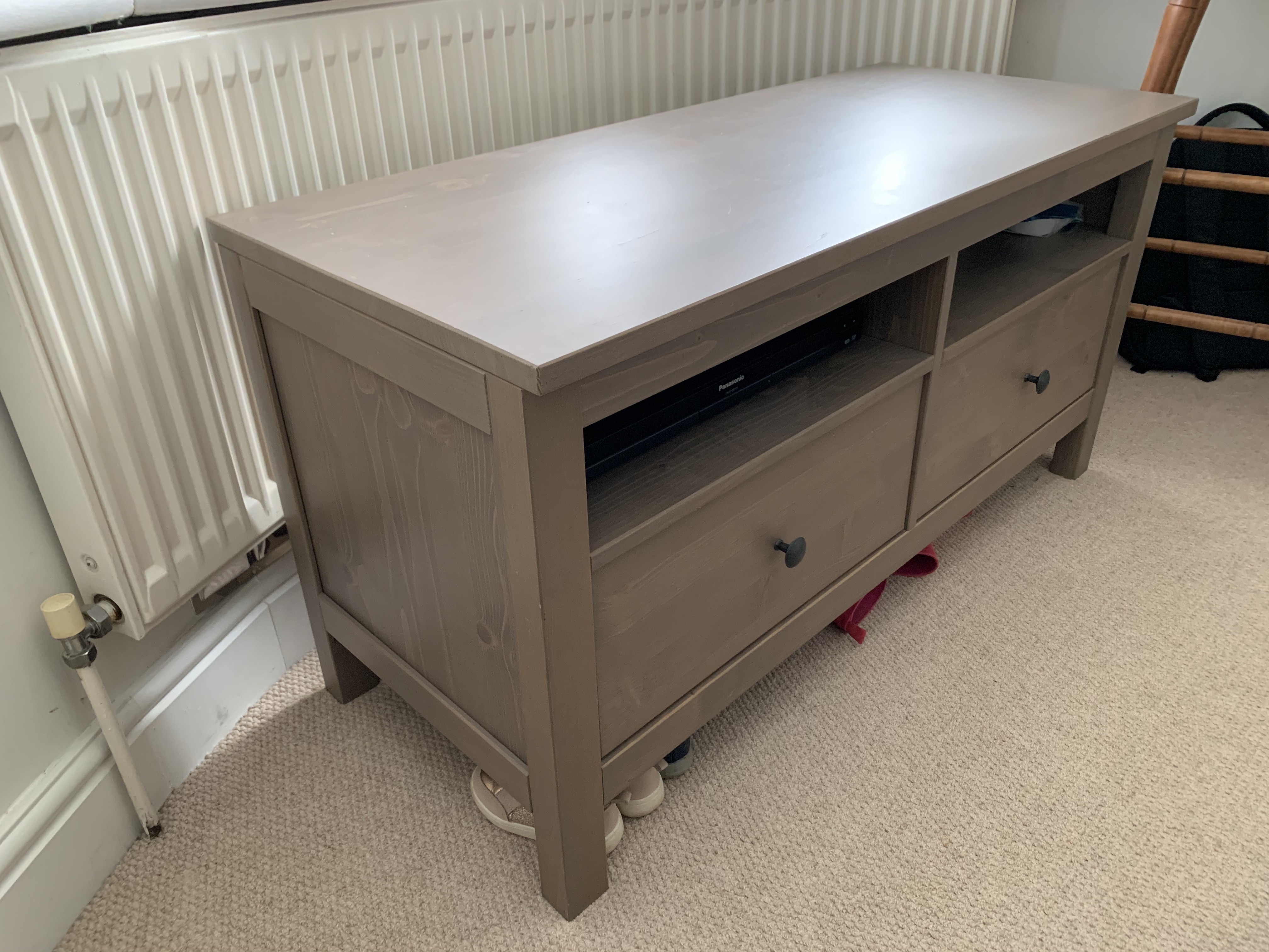 For sale Ikea Hemnes TV bench and hall/console table