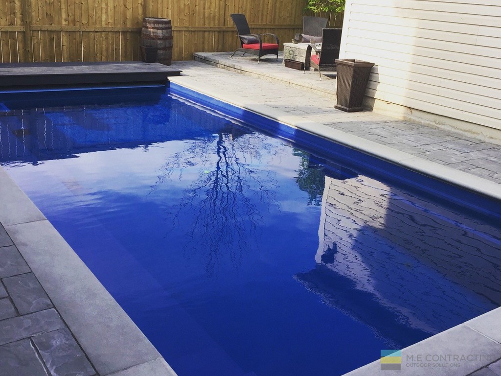 poolbuildingwithinterlocking_01 SeaBreeze Pools Toronto