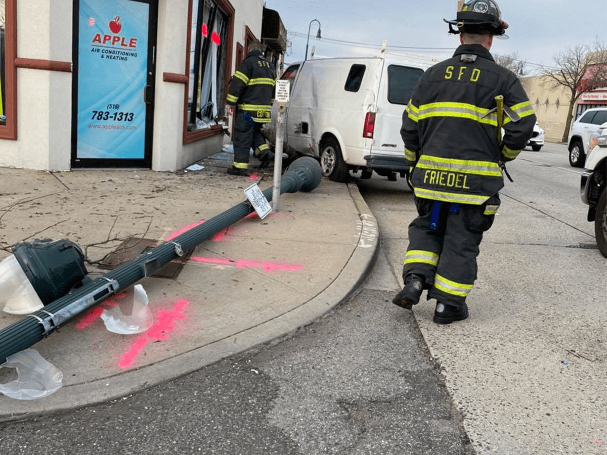 SingleVehicle Accident at Merrick Road and Seamans Neck Road Seaford