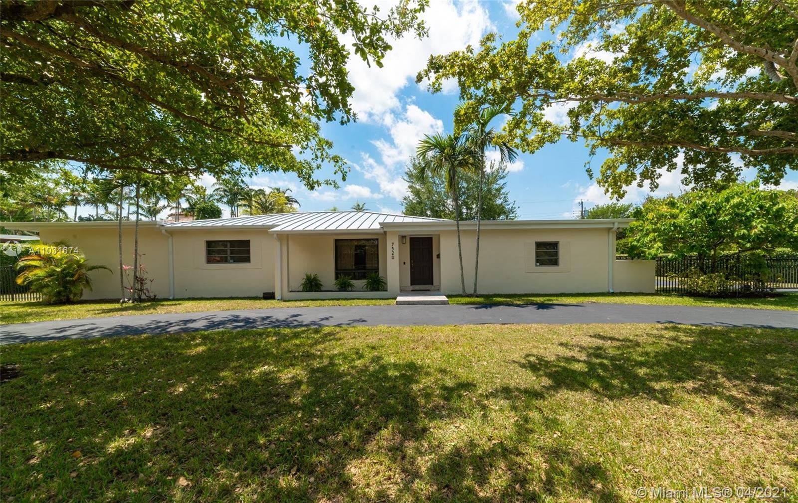 Large 3/2 with Pool Near Tropical Park Sea Grove Realty