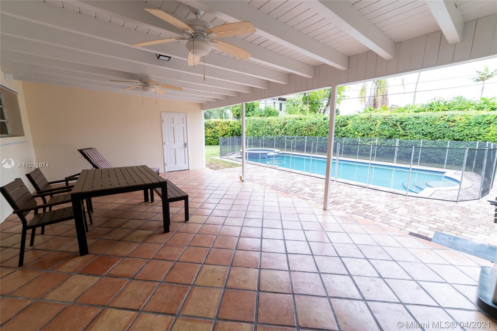 Large 3/2 with Pool Near Tropical Park Sea Grove Realty