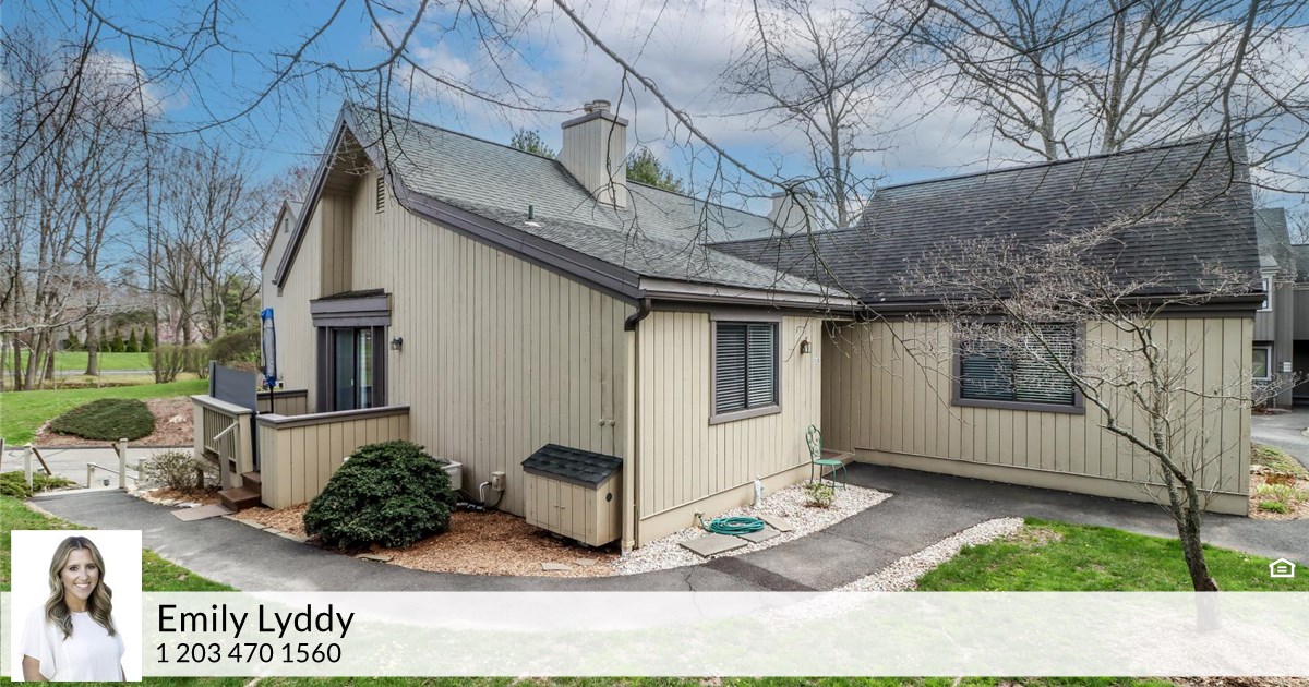 32B Algonquin Trail, Stratford, CT 06614