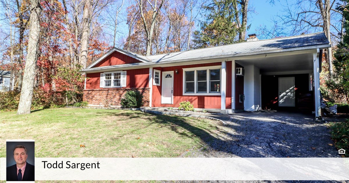 7 Valley View Ln, New Milford, CT 06776