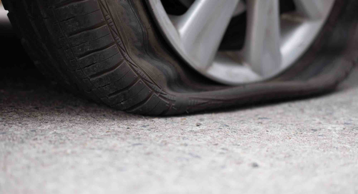 How do you know if you have a slow puncture? - Sean McManus Tyres ...