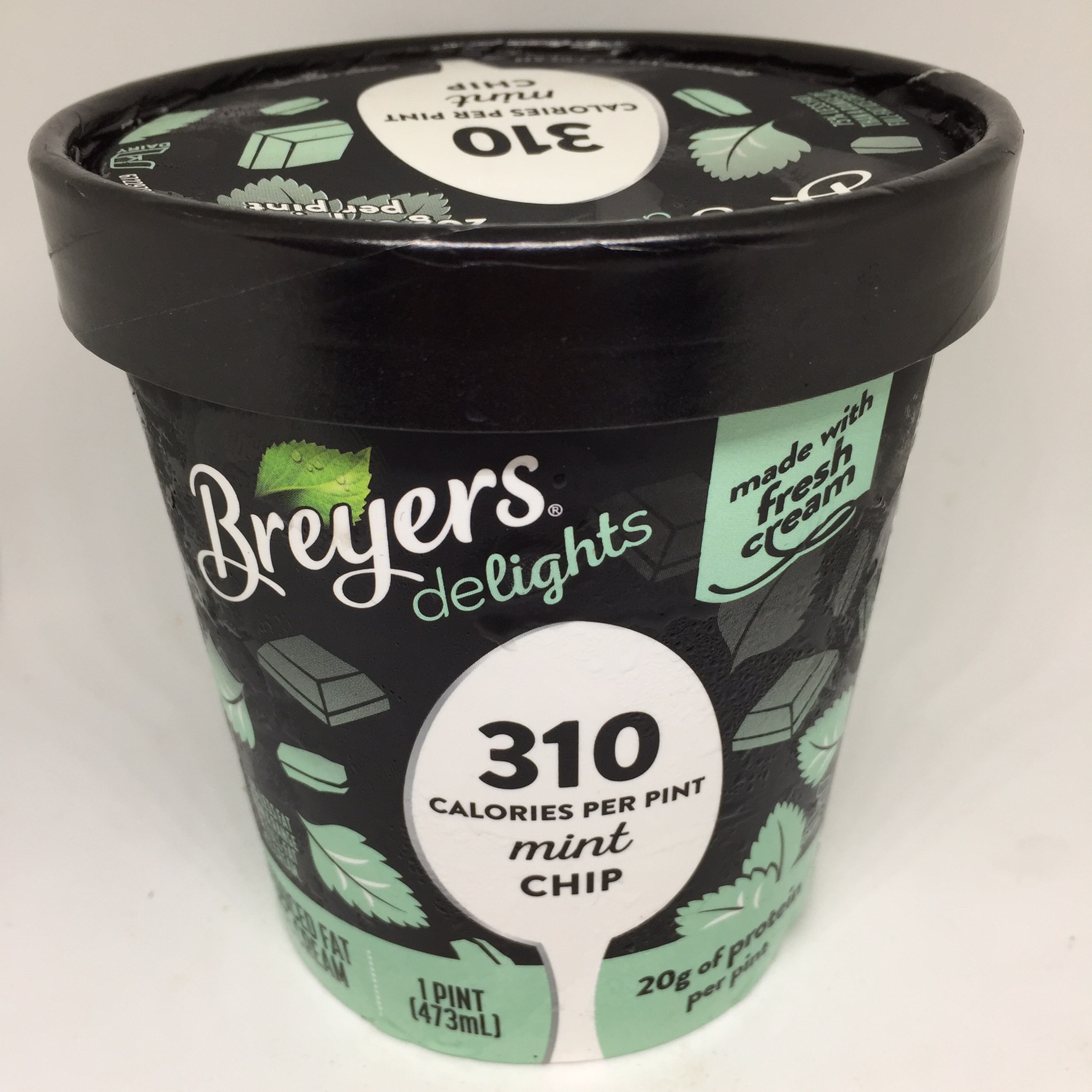 REVIEW Breyers Delights (Vanilla Bean, Mint Chip, Raspberry Fudge