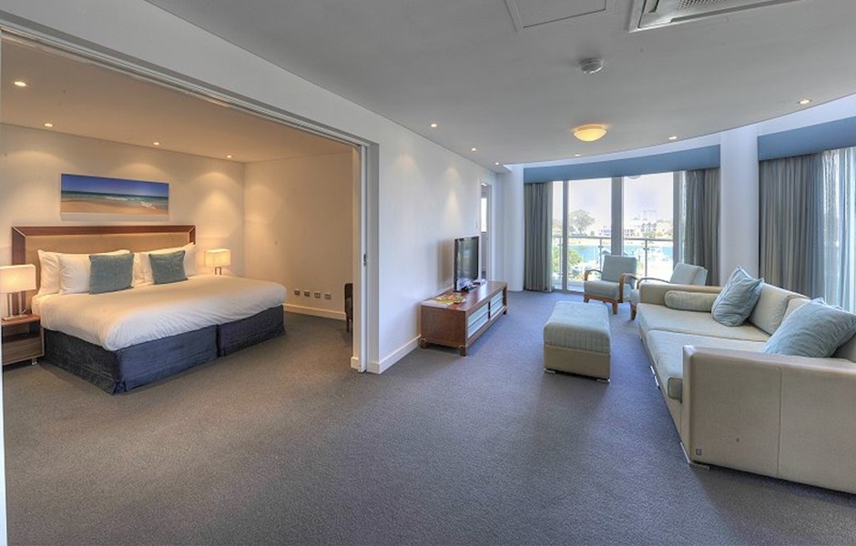 Seashells Mandurah Luxury Apartments & Beach Villas