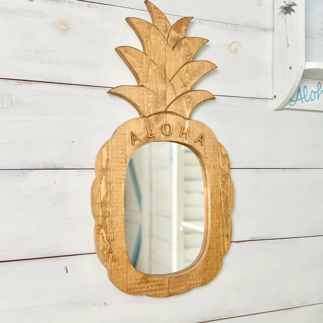 パイナップルの壁掛けミラー ハワイアンミラー 木製南国フルーツのオブジェ 鏡 おしゃれなルームミラー ウォールミラー パインミラー