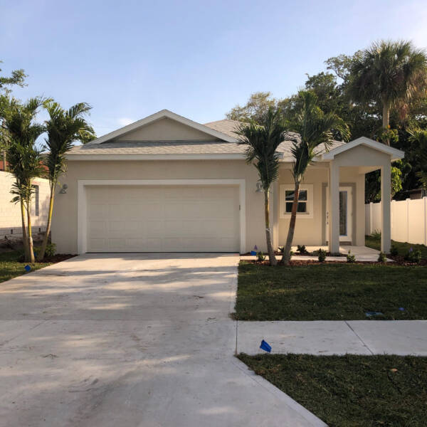 Seaside Realty Make the smart move of choosing a REALTOR®