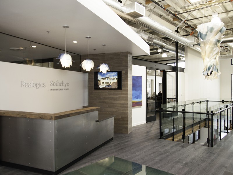 Enrico Pozzo Photographs New Kirkland Showroom SeattlebyDesign