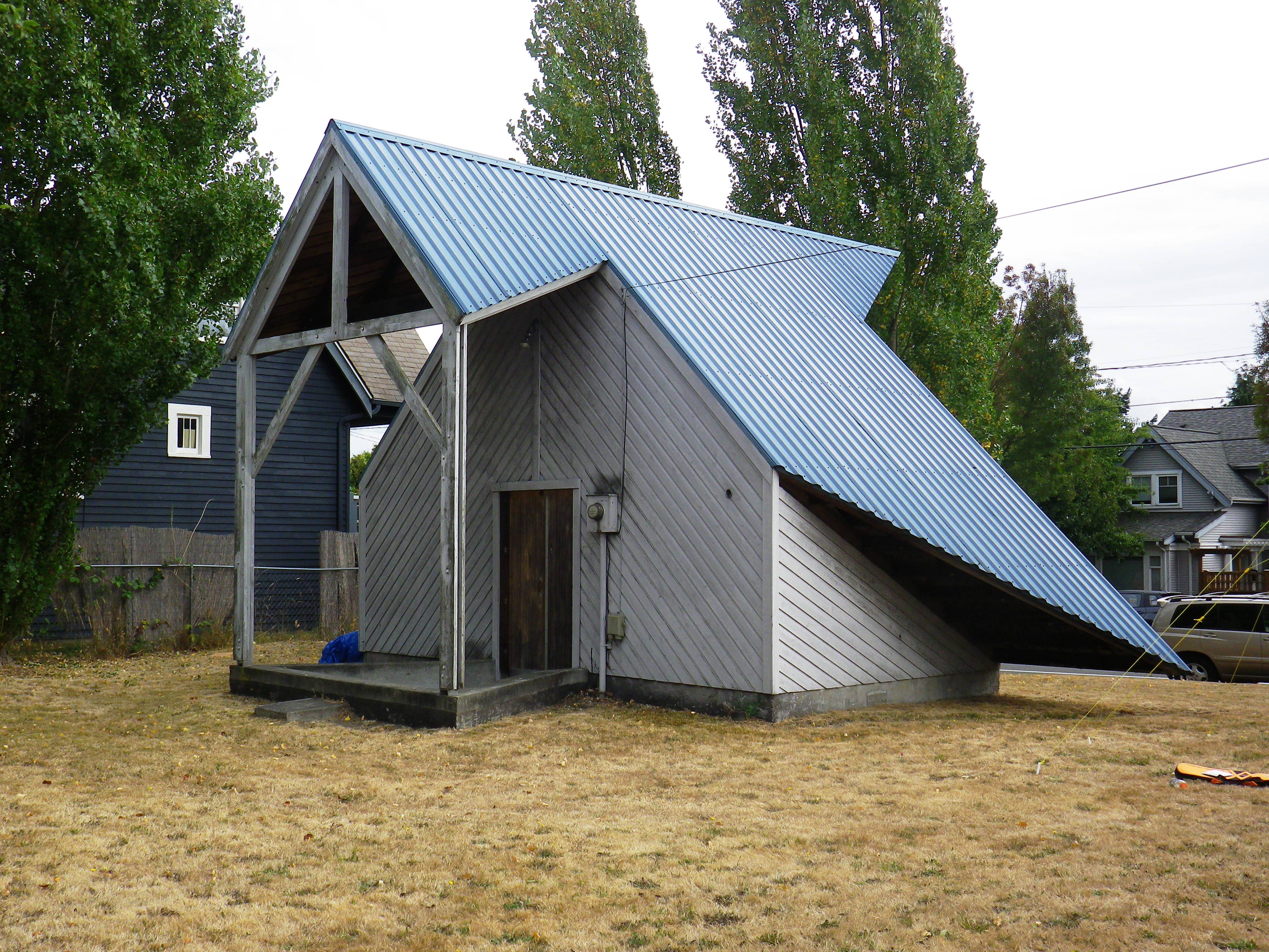 Frank Chopps’ Modern “Urban Cabins” in the Central District Seattle