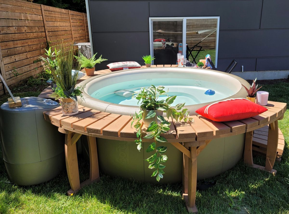 Mobile Hot Tubs On Demand With PNW Mobile Spa S E A T T L E I T E