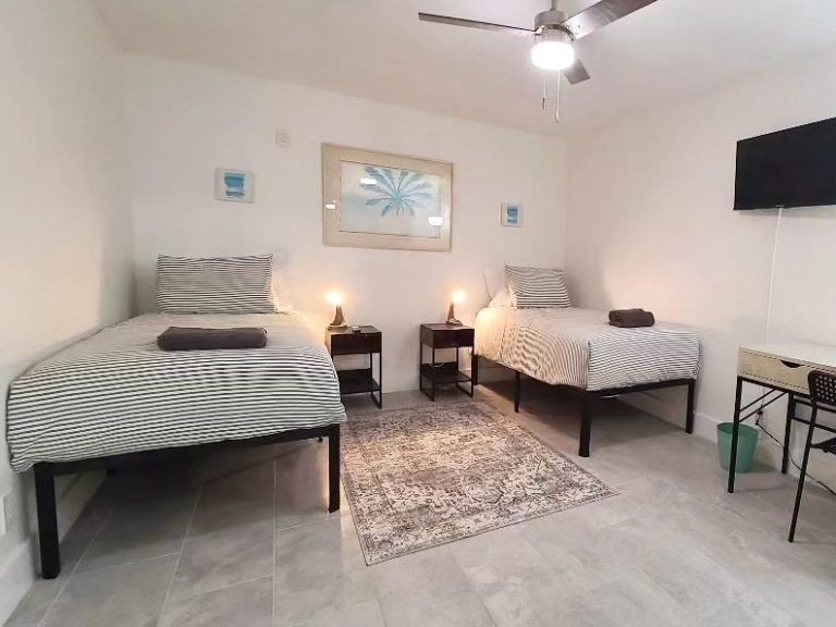 BEST Fort Lauderdale Crew Houses For Yachties [2023]