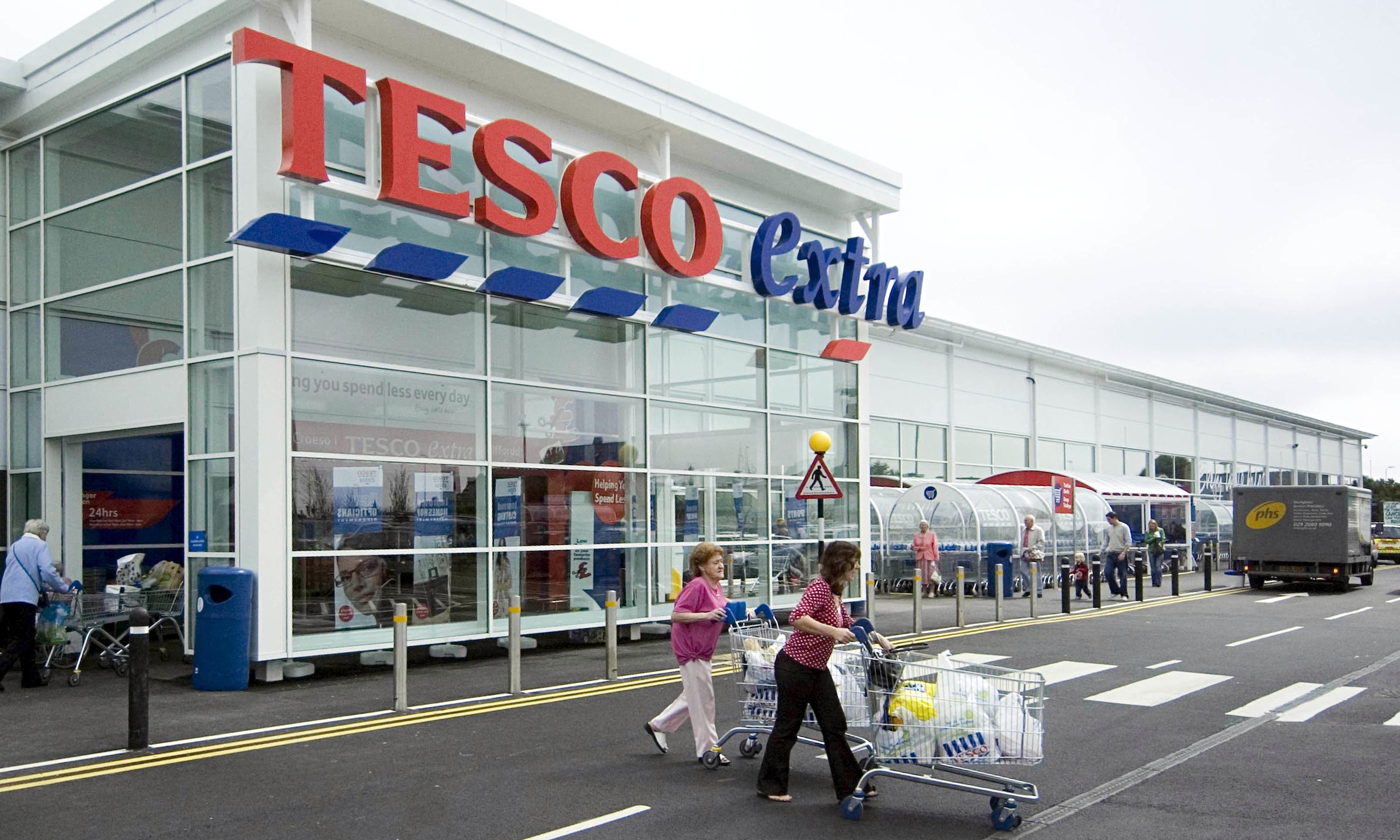 Tesco Extra store in Haverfordwest SEBENARNYA.MY