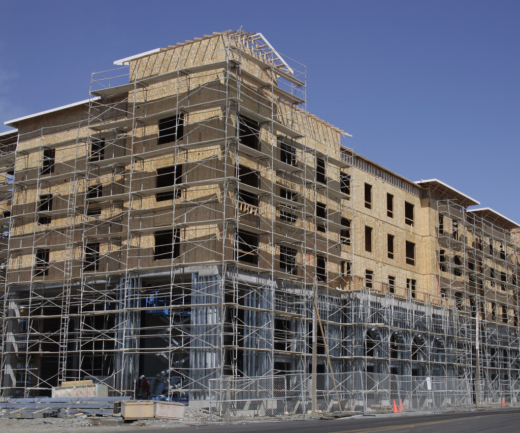 Flexible or Rigid? MultiStory LightFrame Structure Design