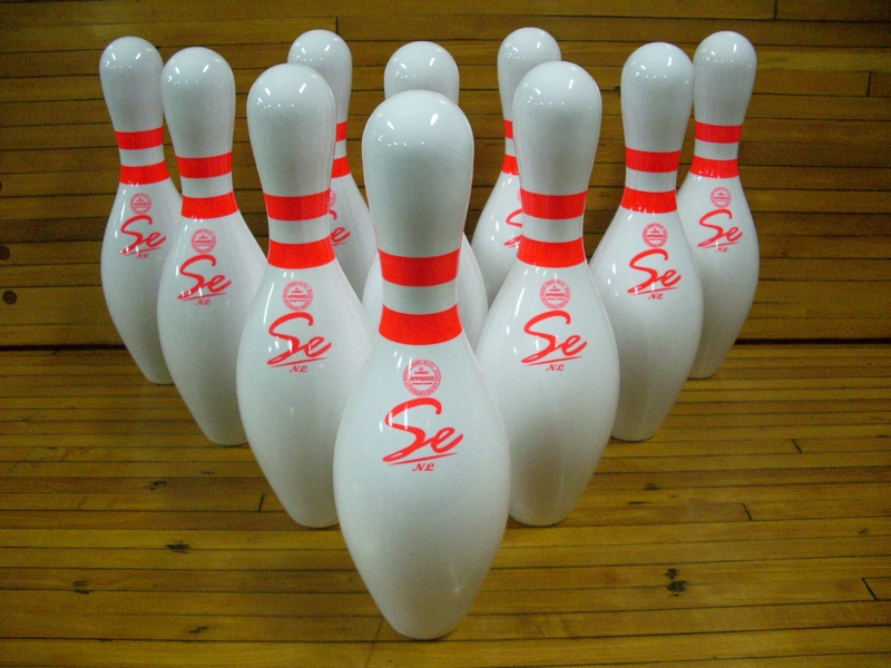 Pins Bowling Equipment Ten pin bowling equipment SE BOWLING