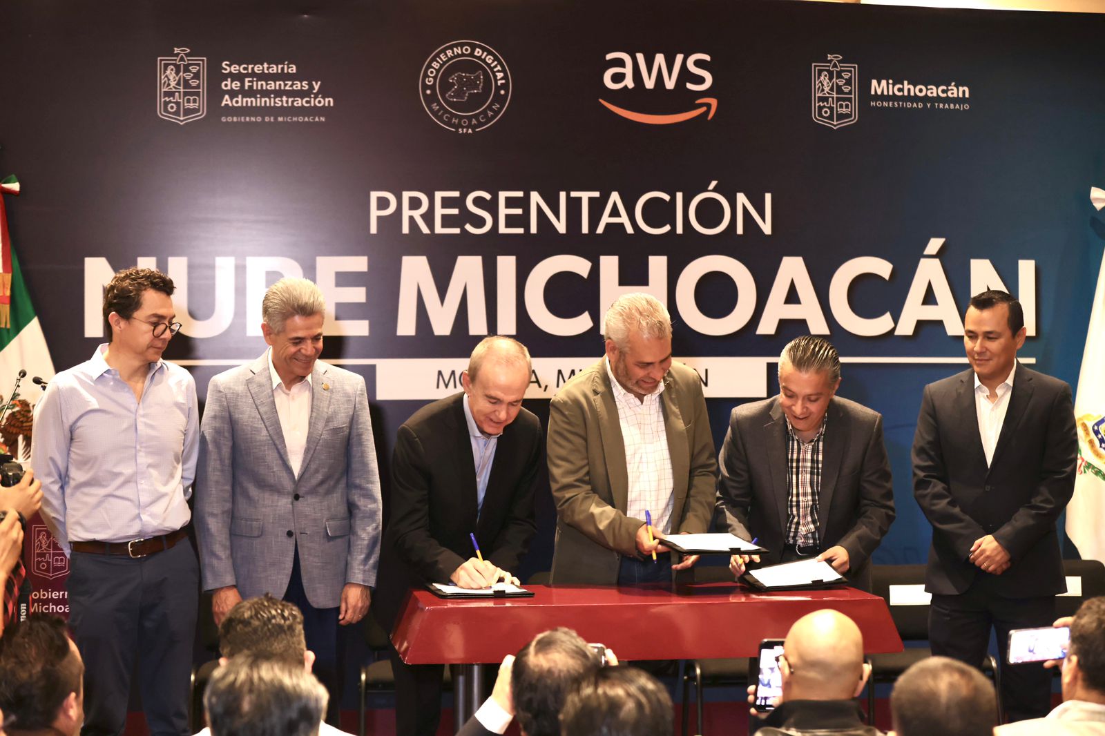 SFA Bedolla y Amazon presentan Nube Michoacán, plataforma que