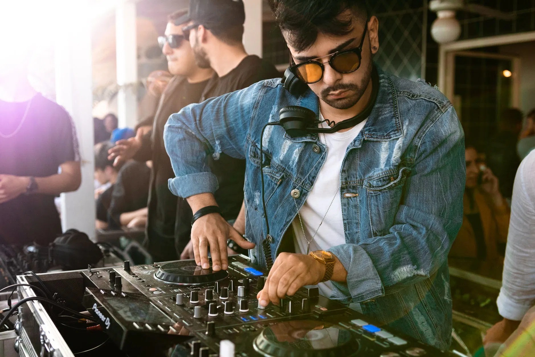 What to Consider When Choosing the Best Pittsburgh Disc Jockey Disc