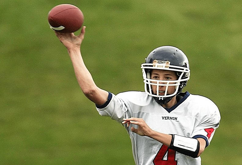 アメフトでQBが投げるブレットパス（Bullet Pass）の意味とコツ SECOND EFFORT（セカンド エフォート