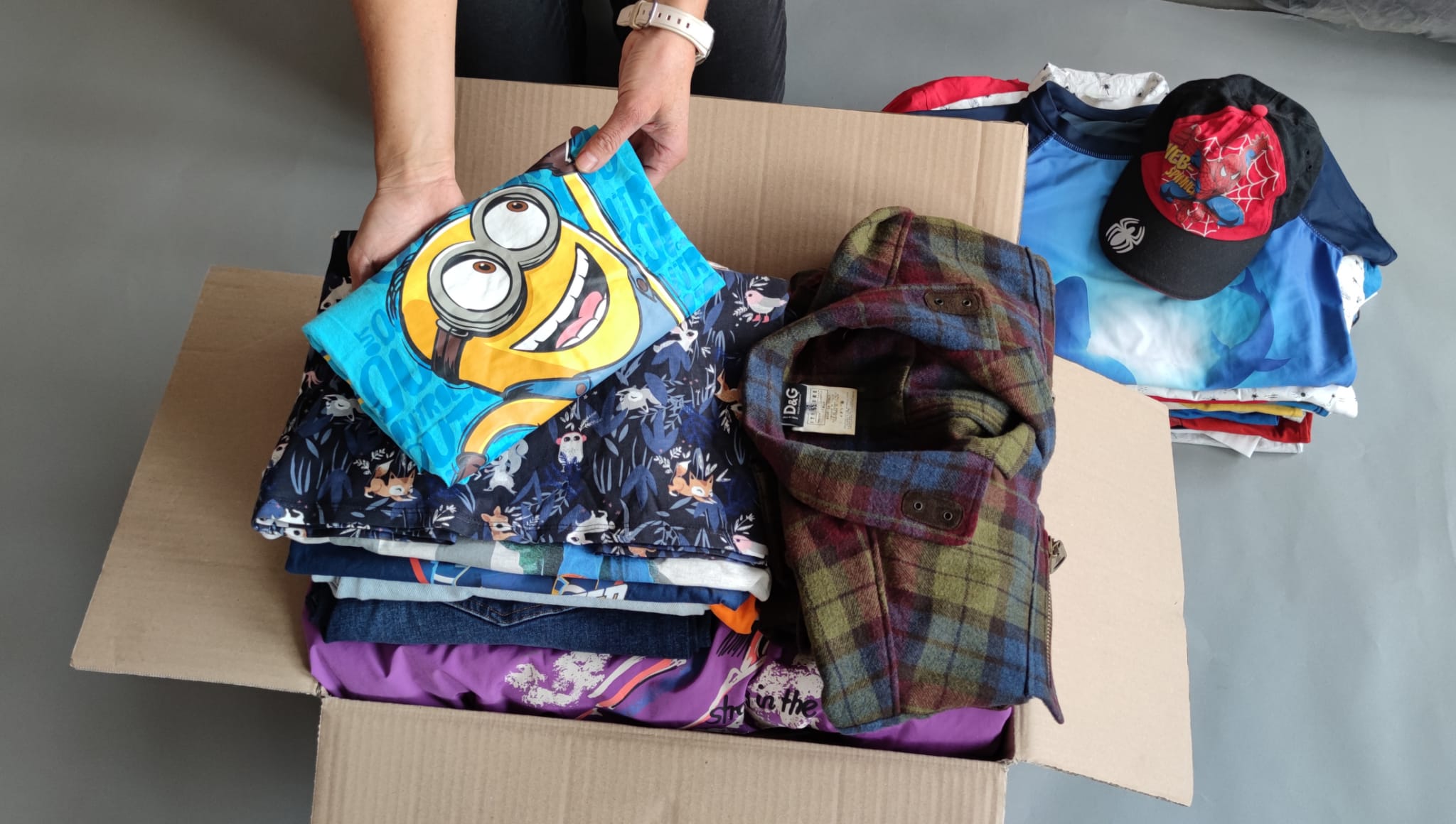 JAK NA SUPER MYSTERY BOX Second hand kg