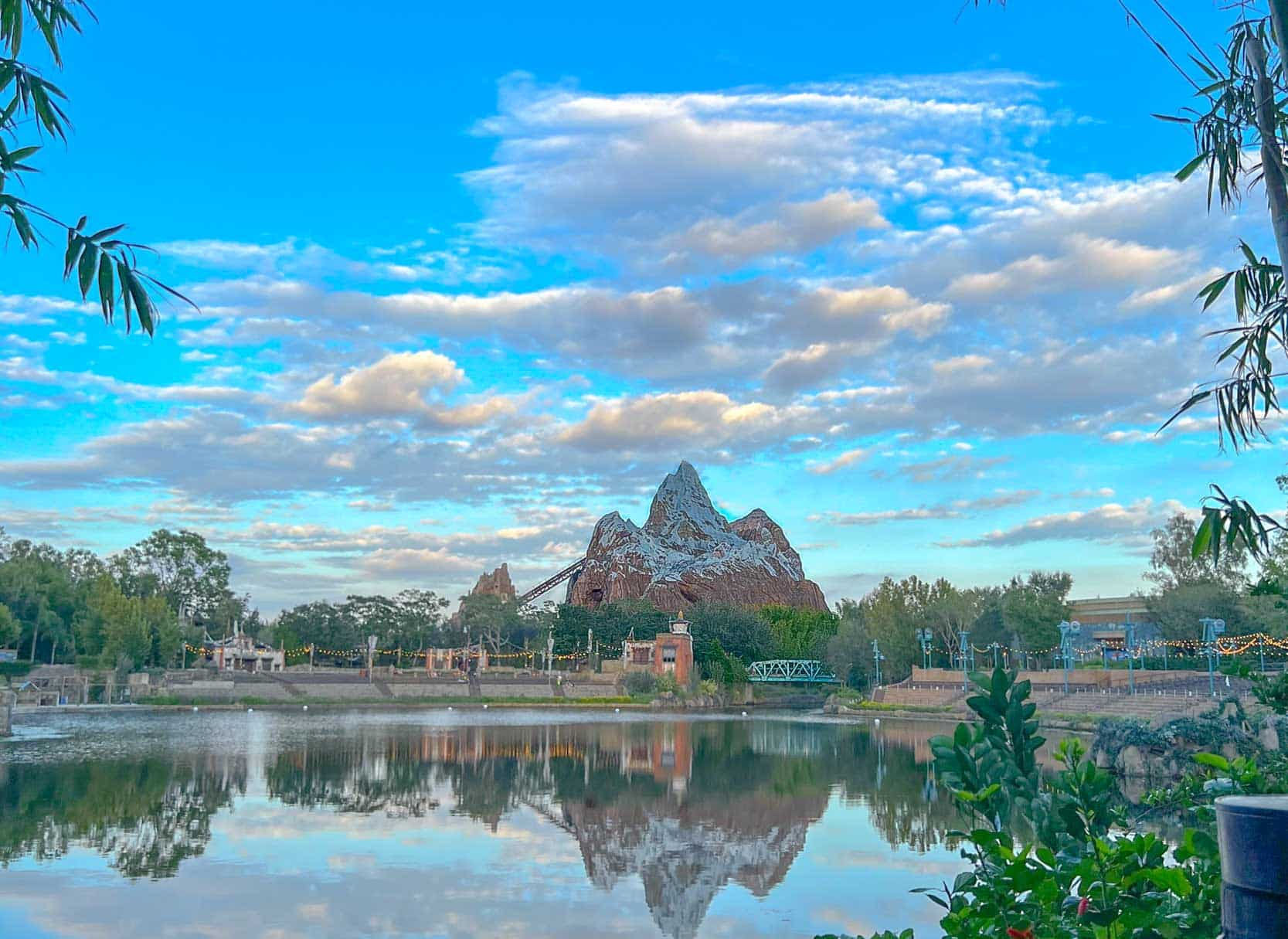 6 Financial ToDos for Your Dream Disney World Trip Seconds to Go