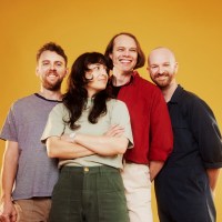 Liz Stokes (The Beths) : "J'adore jouer avec les mots"