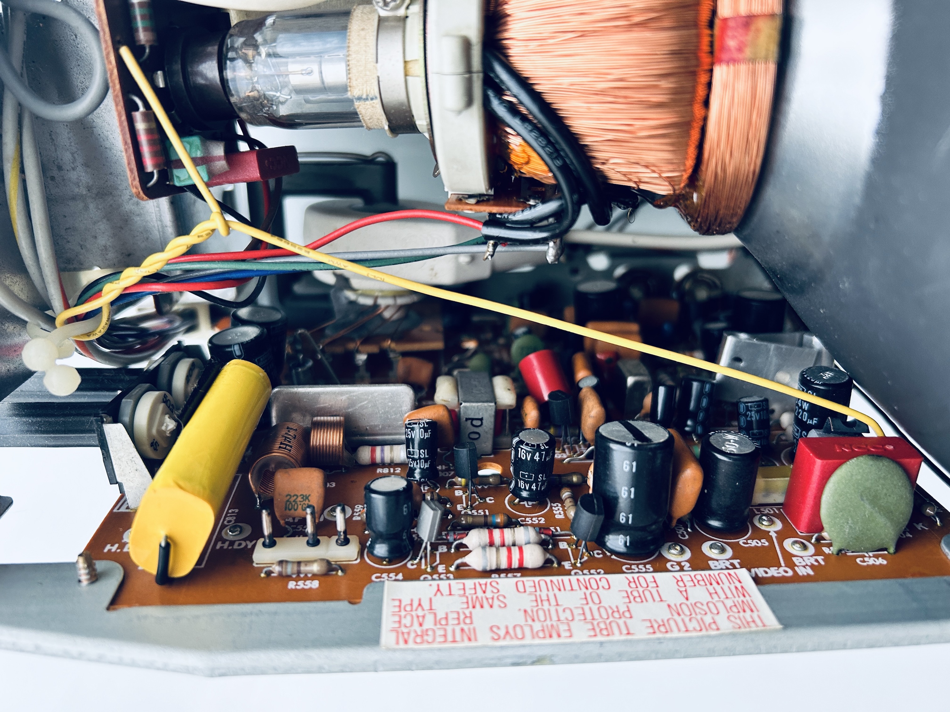 Sony TV-760 | Sunthar's Super Sector