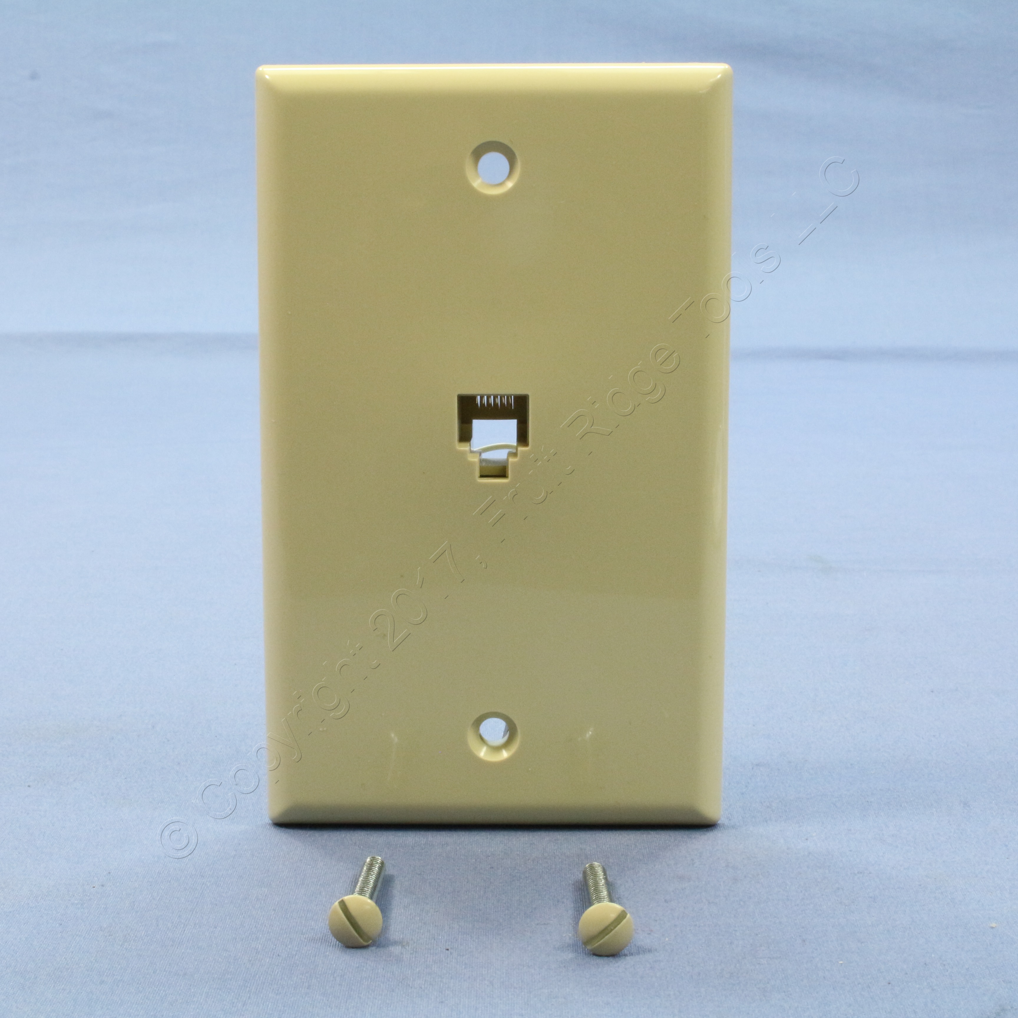 Leviton Ivory 6-Wire Modular Jack Telephone Wall Plate Cover Type 625B4